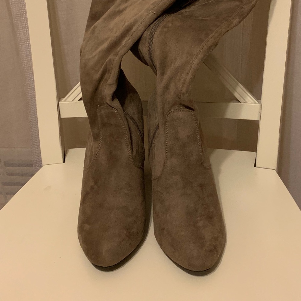 Over the knee beige boots size 9